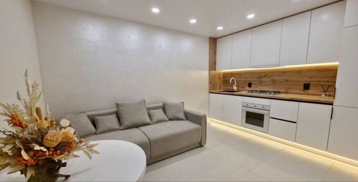 Продається 3км квартира вул. Сахарова, новобудова - фото 1