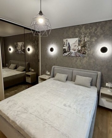 Продається 3 кімнатна квартира в Центрі - фото 1