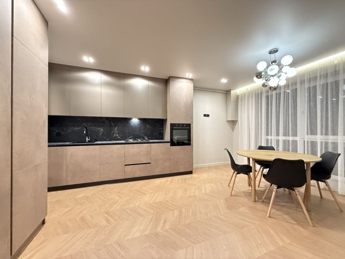 1-Кімнатна «На Щасливому» 6-й поверх! з Ремонтом! Світла, сонячна! - фото 1