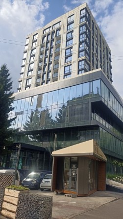 Продаю 2 кім квартиру в новобудові  в центрі міста - фото 1