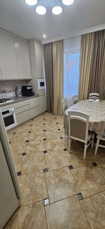 Центр 3-на квартира - фото 1