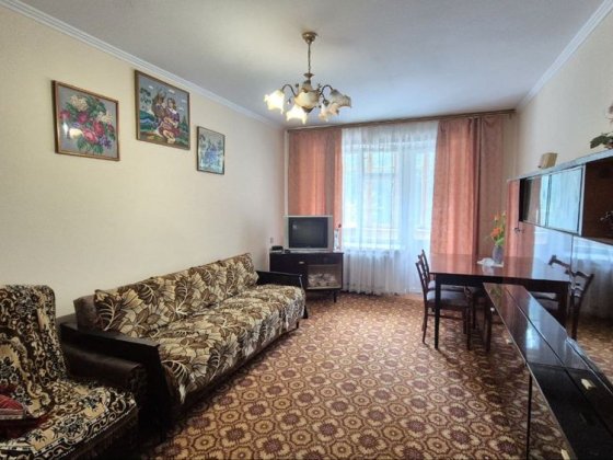 3 кім. квартира у цегляному будинку Ровно