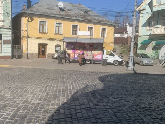 ВЛАСНИК.Продається квартира в центрі. Черновцы