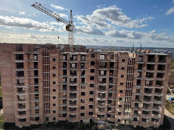 Продаємо  1 кімнатну квартиру мікрорайон Аляска, вул. В.Великого Тернополь