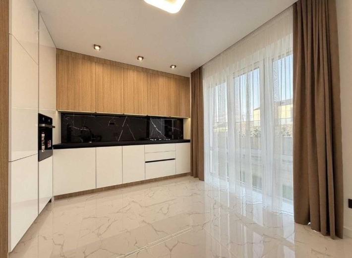 2-Кімнатна «На Щасливому» з Ремонтом! Зручний 2-й поверх! - фото 1