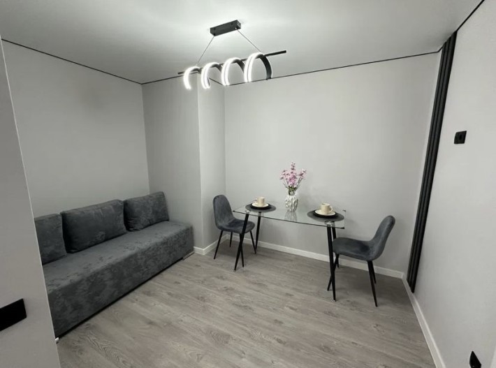 Продається 2 кімнатна квартира по вул. Смакули - фото 1