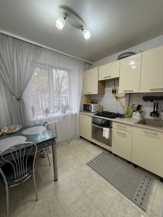 3-кімнатна квартира з якісним ремонтом, вул. Відінська 65 000 $ - фото 1