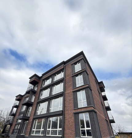 Продається 1-км, вул. Шухевича - фото 1