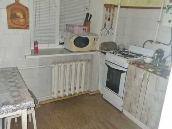 Подол 3к квартира 2 поверх цегла житловий стан Полтава