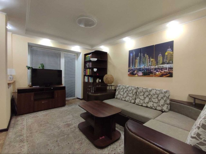 Продається 2х кімнатна квартира в центрі навпроти стадіону Ворскла - фото 1