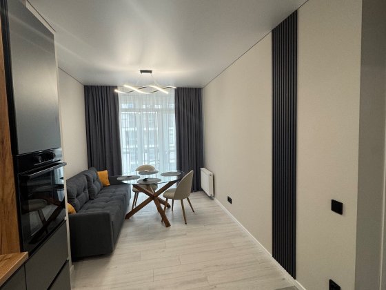 Продається 1,5 кім кв у ЖК Б4 Ужгород