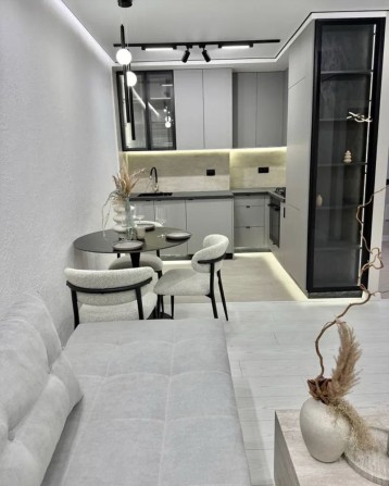 Продається 2 кімнатна квартира по вул. Смакули - фото 1