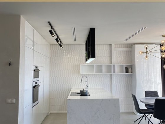 Продаж сучасної 3кім квартири ЖК ВОДОГРАЙ Чернівці