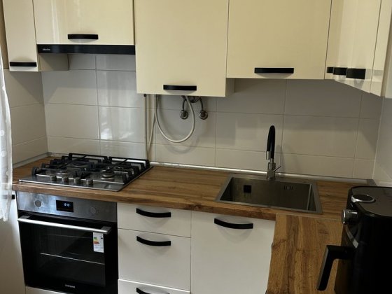 Продам 3 кімнатну квартиру поруч центру міста Ровно