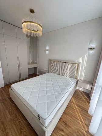 Продається квартира з дизайнерським ремонтом - фото 1