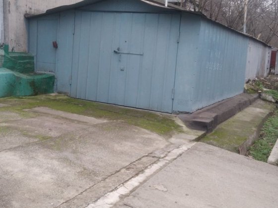 Сдам металлический гараж
