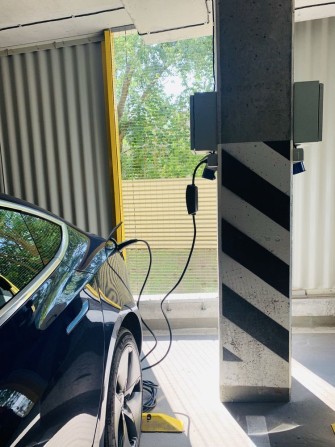 Оренда паркінгу з зарядкою Комфорт Таун- 2 й Поверх - фото 1