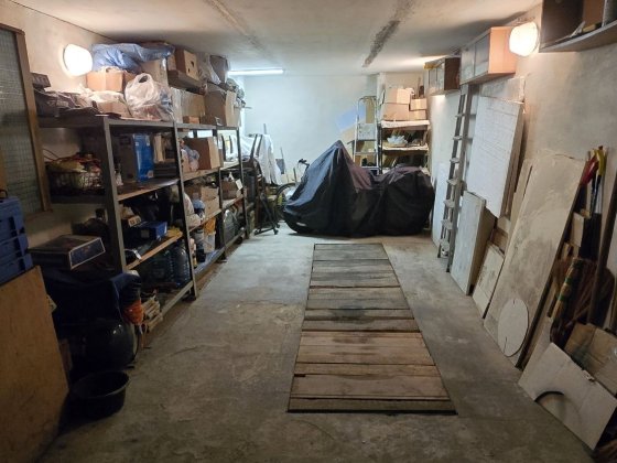 Здам місце в гаражі під мотоцикл Киев