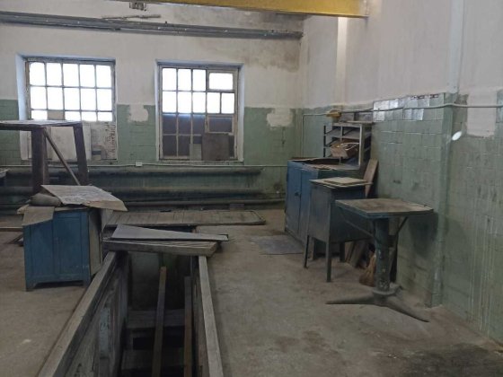 Здається бокс в орену під сто для мікроавтобусів Николаев