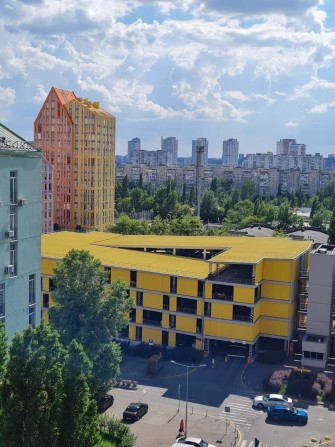 Оренда паркінку ЖК Комфорт таун. - фото 1