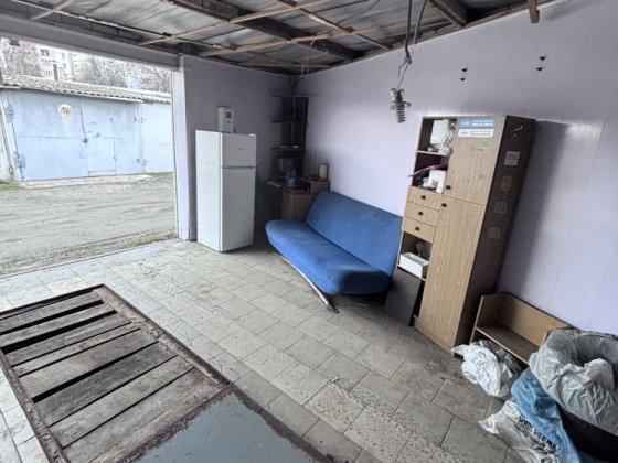 Сдам большой гараж на солнечном микрорайоне Харків