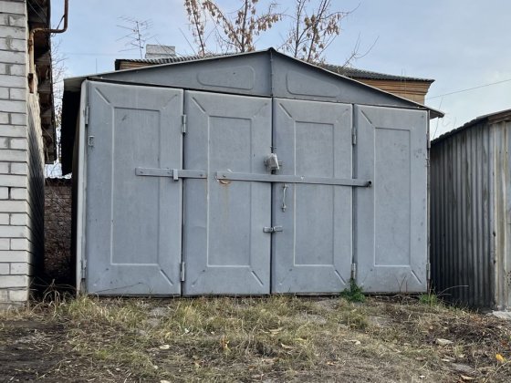 Продам гараж район просп. Гагарина ост.Школы 114 Харків