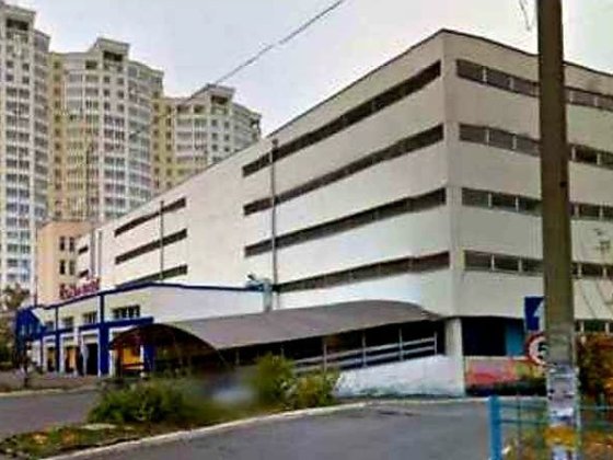 Парко-место на ул. Армейская/Говорова. 
 Парковочный 5 этажный комплек Одеса