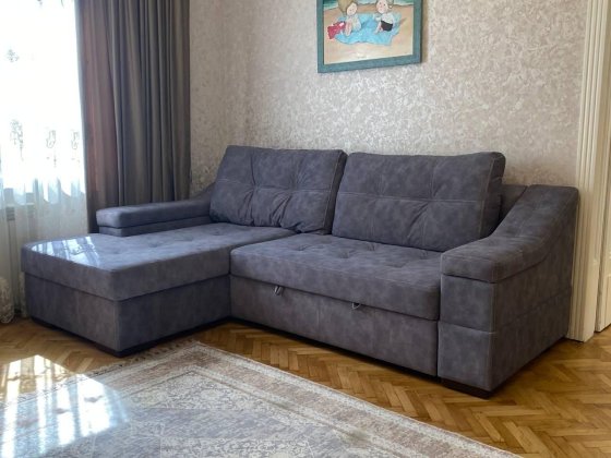 Продається 3-кімнатна квартира в центрі міста по вул. Університетська Чернівці