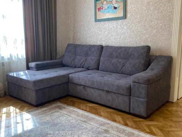 Продається 3-кімнатна квартира в центрі міста по вул. Університетська - фото 1