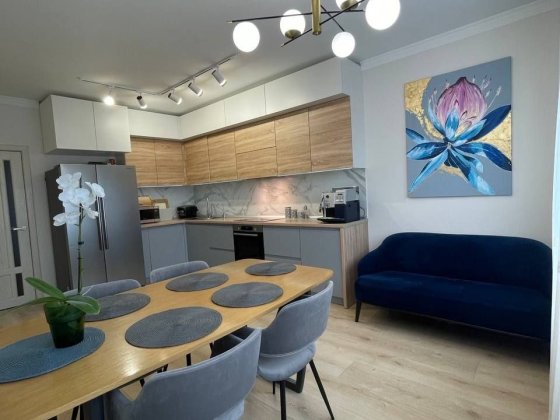 Продаж 2-х кімнатної новобудови ЖК Куб поряд з ТЦ Майдан Черновцы