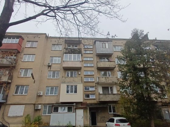 Продам 1 кімнатну квартиру площа 36.7 м.кв, район Шахти Ужгород