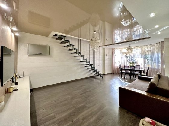 Продам елітний пентхаус в центрі міста! Кращий з усіх аналогів Суми