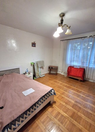 Продається 2-х кімнатна квартира поряд з центром міста - фото 1