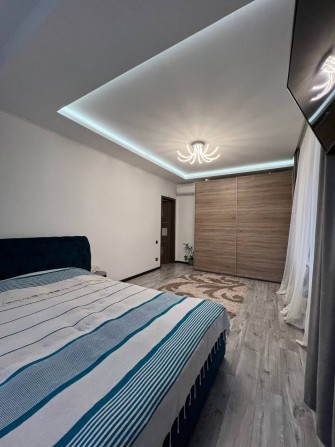 Сучасна 2 кімнатна НОВОБУДОВА в елітному районі - фото 1