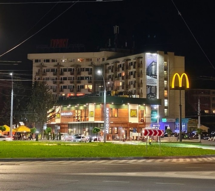 ВЛАСНИК Терміново Продам 3 к. Новобудову біля McDonald’s ТЦ Майдан - фото 1