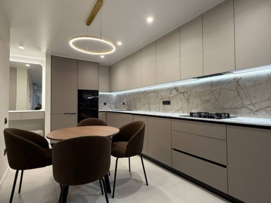 Продається 2 кімнатна квартира по вул. Степана Бандери Тернополь