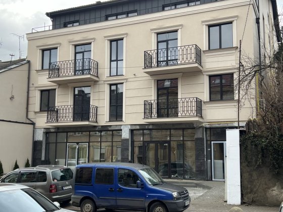 2к-квартира/собранецька 26/центр/ Ужгород