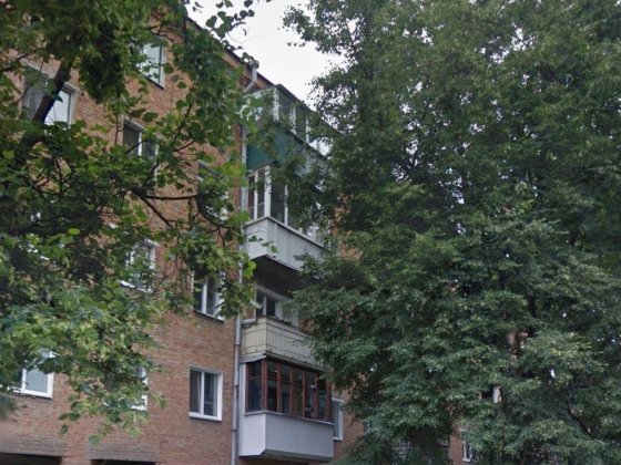 2-кімн в Центрі, цегляний, 4/5 поверх, з меблями і технікою Суми