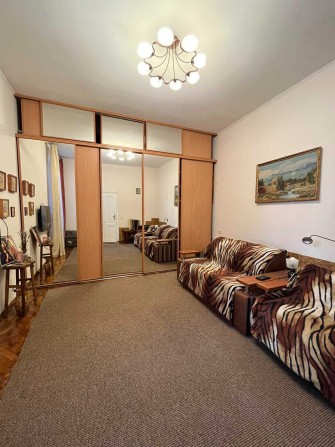 Продаж квартири в Центрі - фото 1