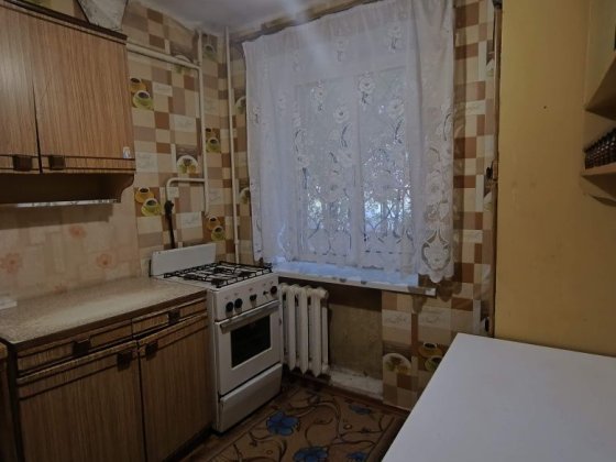 Продам 1к квартиру в цегляному будинку на першому поверсі Сумы