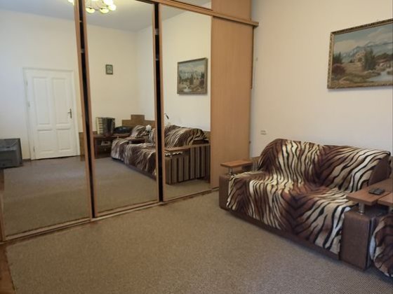 ПРОДАЖ! Однокімнатна квартира в центрі міста від власника Чернівці