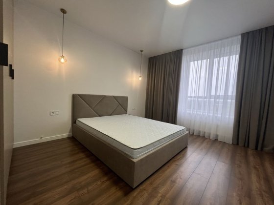 Дизайнерська 2-кімнатна ЖК «Графський». Черкассы