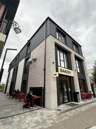 Квартира в новому будинку в центрі - фото 1