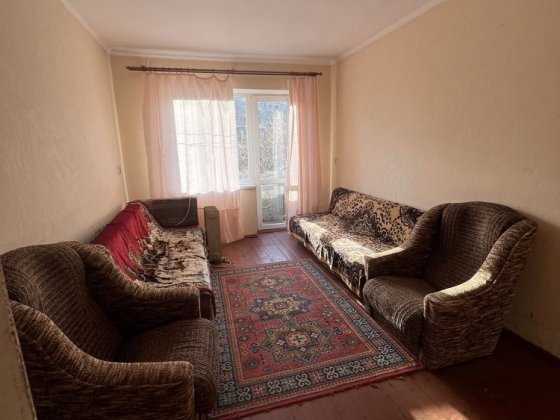 Продаж 2кім квартири на проспекті Свободи Ужгород