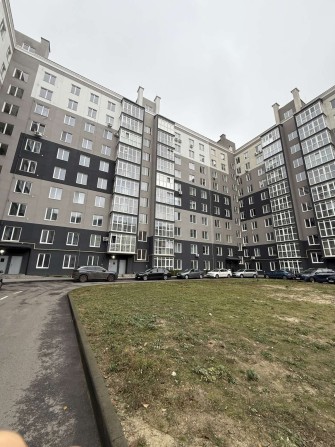 Новобудова Автономка Продам 1 кім квартиру - фото 1