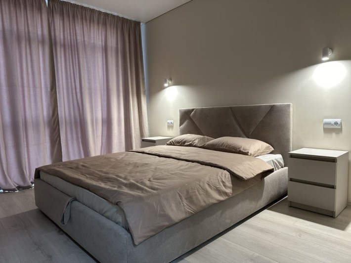 Продаж великої/1.5кімнат/50кв/світло постійно - фото 1