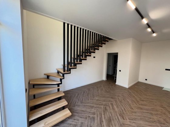 3-х кімнатна квартира новобудова з ремонтам Черновцы