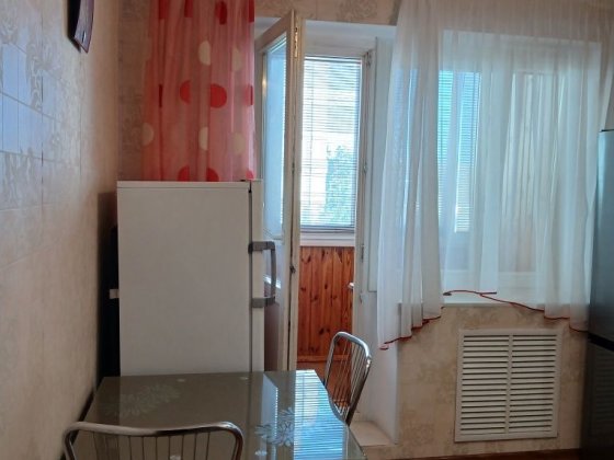 2х  еімн. кв. район Єськова Чернигов