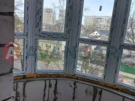 Двокімнатна в центрі є-оселя Черкаси