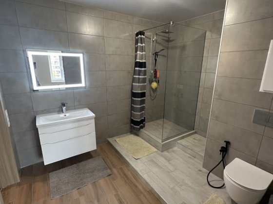 Продам 2 ком ремонт мебель Сертификат Чернигов